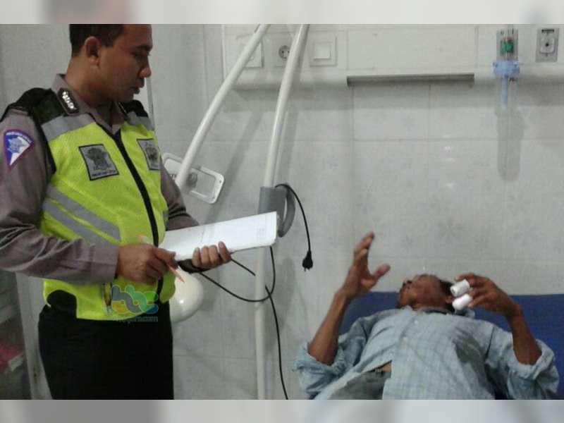 Supra X 125 Tubruk Supra Fit, Seorang Pengendara Luka-Luka