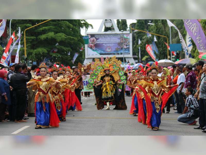 Karnaval Batik Blora Berlangsung Meriah