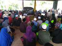 Liburan, Peziarah di Makam Bung Karno Ramai