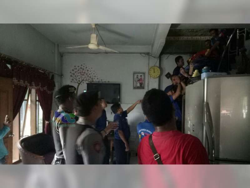 Seorang Pekerja Perawatan Menara BTS Telepon Seluler, Tersengat Listrik Tegangan Tinggi