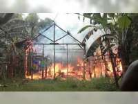 Seorang Perempuan Penderita Gangguan Jiwa di Kanor Bakar Rumah Orang Tuanya