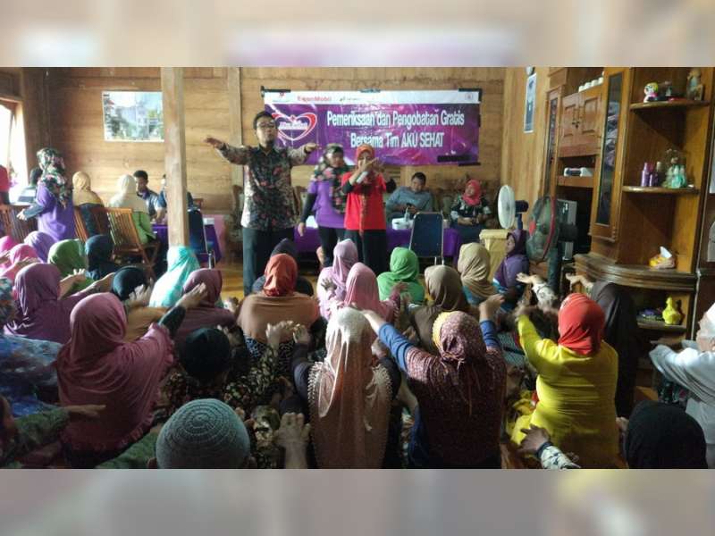 EMCL-STIKes ICsada Gelar Pengobatan Gratis