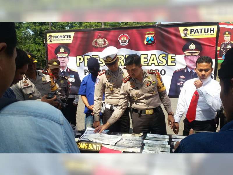 Polres Bojonegoro Amankan Seorang Pelaku Pemalsuan STNK