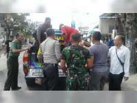 Diduga Kurang Hati-hati, Motor Senggol Bus, Pengendara Motor Luka-Luka