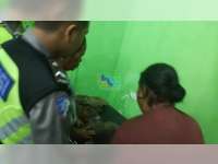 Kurang Konsentrasi Honda Beat Seruduk Yamaha Vega, Pengendara Vega Masuk Rumah Sakit