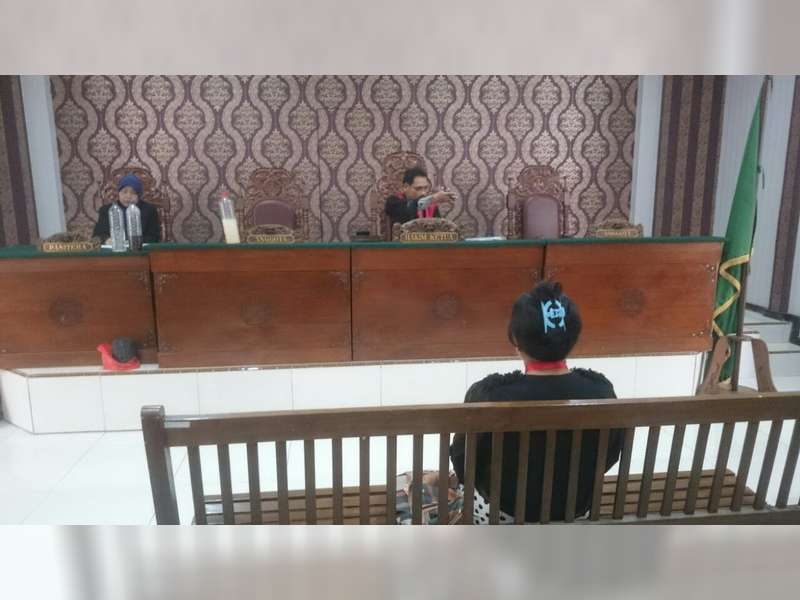 Dua Orang Penjual Miras Tanpa Ijin, Jalani Sidang di PN Bojonegoro