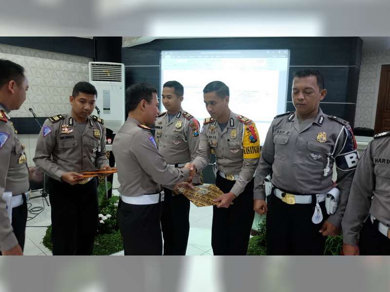 Aplikasi TACS Sat Lantas Polres Bojonegoro Raih Penghargaan dari Dir Lantas Polda Jatim