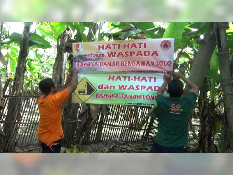 Banjir Bayangi Bojonegoro, BPBD Pasang Informasi Peringatan Bencana