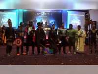 Penampakan Superhero di Ulang Tahun Keempat Hotel Aston