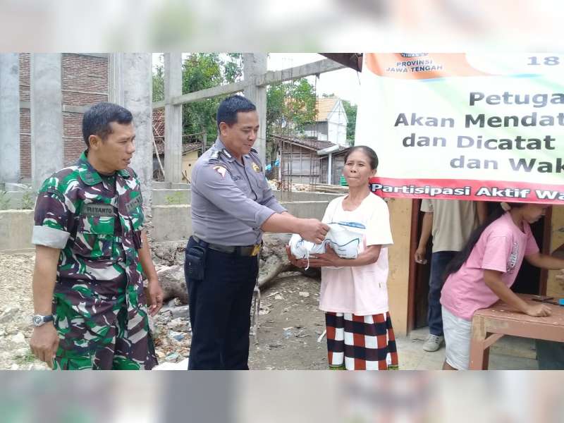 Cegah Penyelewengan, Babinkamtibmas dan Babinsa Awasi Distribusi Rastra