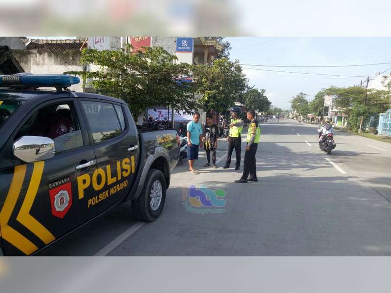 Kecelakaan Beruntun di Ngraho Seorang Luka Berat Tiga Orang Lainnya Luka Ringan