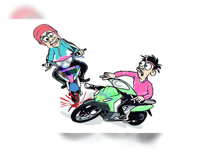 Hendak Berbelok, Supra Ditubruk Supra di Baureno, Kedua Pengendara Babak-Belur