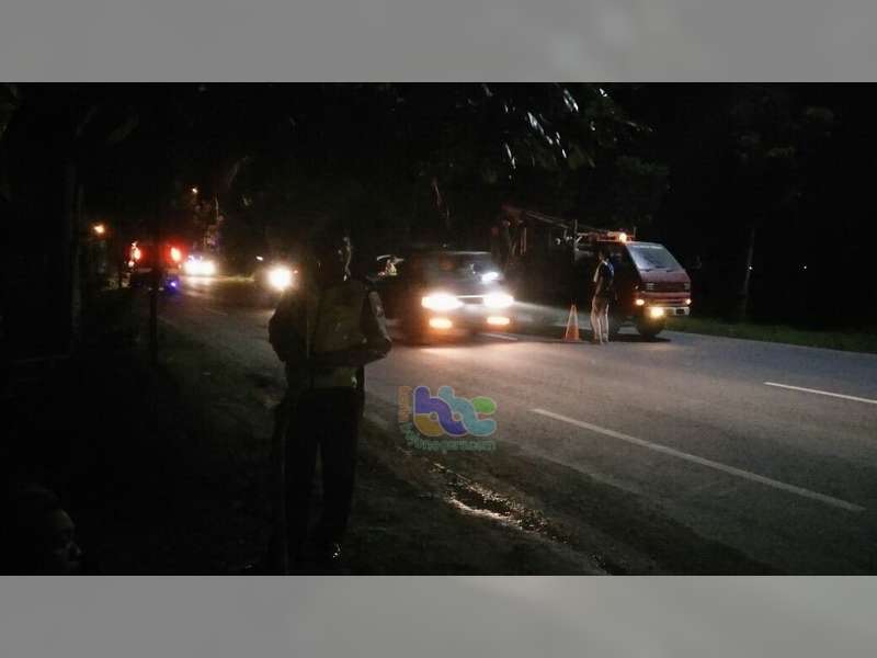 2 Unit Kendaraan Rombongan Suporter Aremania, Terlibat Tabrak Lari di Kalitidu