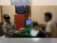 Nekat Edarkan Kupon Togel , Seorang Pria Ditangkap Unit Reskrim Polsek Cepu