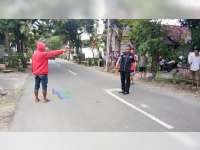 Motor Seruduk Pikap, Pengendara Motor Masuk Rumah Sakit