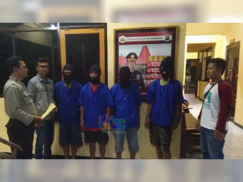 4 Orang Warga Trucuk Diamankan Polisi Saat Kedapatan Bermin Judi Kartu Domino