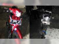 Hendak Menyeberang, Vixion Ditabrak Vega di Baureno, Kedua Pengendara Babak-Belur