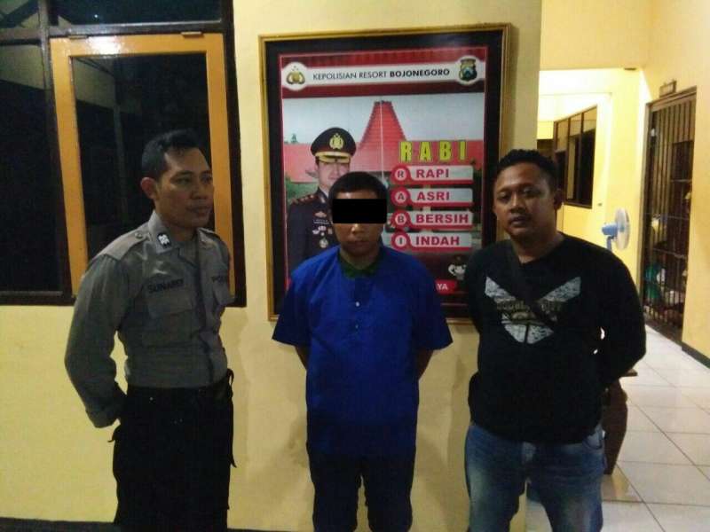 Nyolong HP, Tukang Rosok Asal Balen Bojonegoro Diciduk Polisi