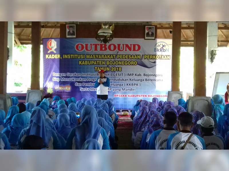 DP3AKB Asah Kekompakan Pegawai dengan Outbond