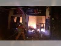 Rumah dan Toko di Kasiman Terbakar, Kerugian Diperkirakan Capai Rp500 Juta