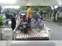 Seorang Perempuan Pengayuh Sepeda Warga Ngrowo, Jadi Korban Tabrak Lari