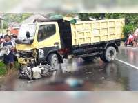 Dump Truk Tabrak Dua Motor di Tuban, Dua Orang Meninggal Dunia