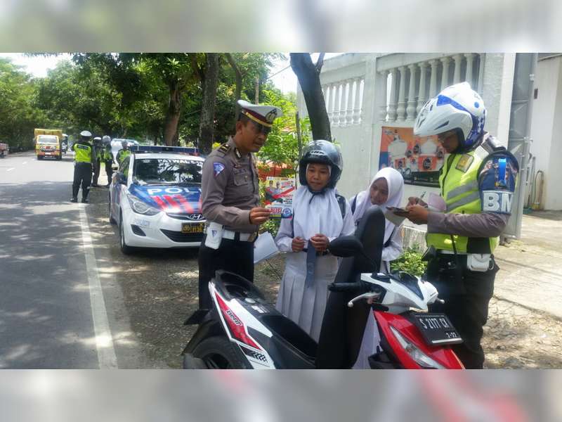 Sat Lantas Polres Bojonegoro Tindak Pelanggaran Berpotensi Kecelakaan