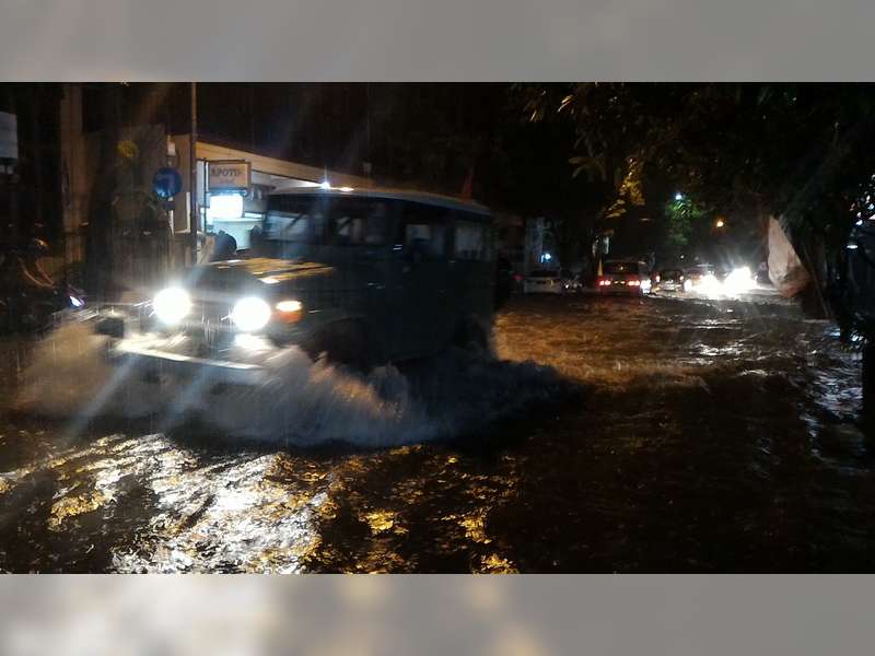 Banjir Genangani Sejumlah Ruas Jalan di Dalam Kota Bojonegoro