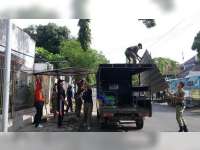 Satpol PP Blora Tertibkan Tenda PKL