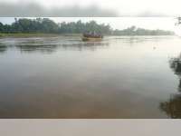 Meski Turun, Warga di Bantaran Sungai Bengawan Solo Bojonegoro Diminta Tetap Waspada