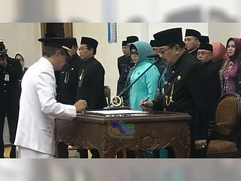 Gubernur Jatim Lantik Pejabat Bupati Bojonegoro