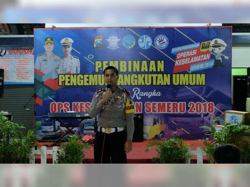 Sat Lantas Polres Bojonegoro Laksanakan Sosialisasi pada Pengemudi dan Awak Angkutan Umum