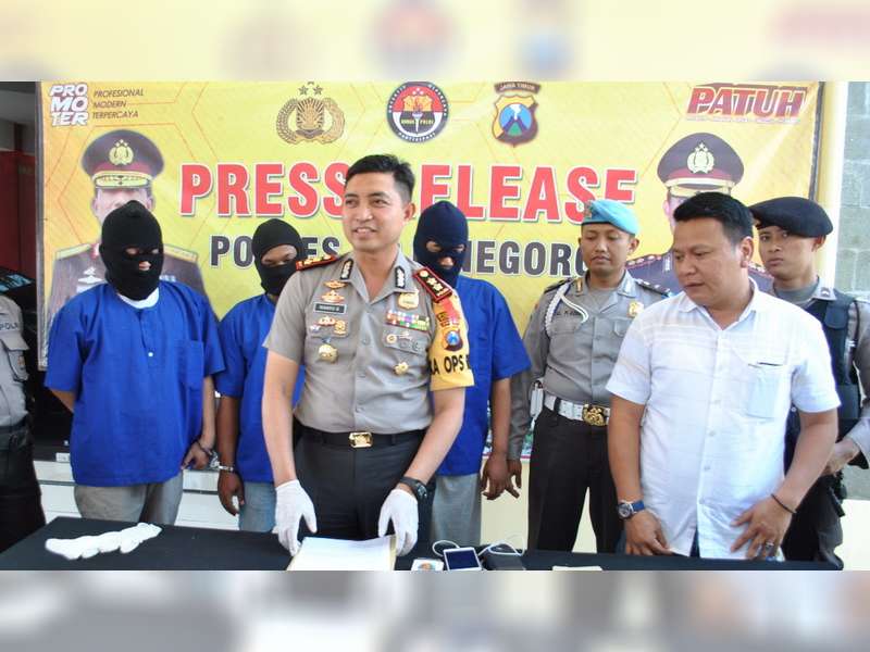 Kedapatan Bermain Judi Capsa, Tiga Orang Warga Bojonegoro Diamankan Polisi