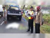 Seorang Pemotor Asal Bojonegoro Tewas Tertabrak Truk di Parengan Tuban