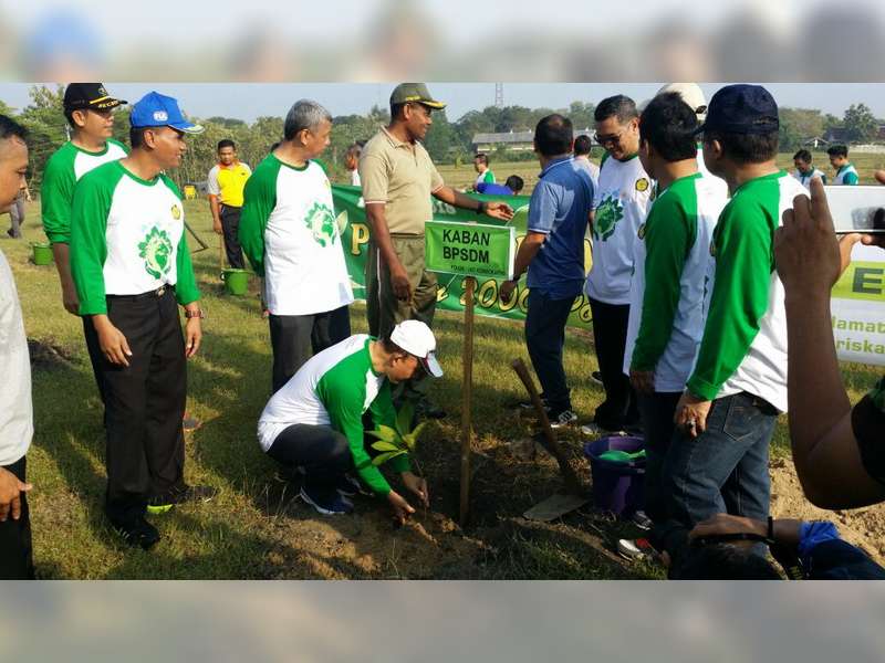 PPSDM Migas Tanam 2000 Pohon di Wilayah Cepu