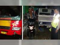 Motor Diseruduk Bus di Padangan, Tiga Orang Luka Berat