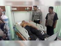 Terpeleset Lubang Jalan, Pemotor di Kasiman Terjatuh dan Terpental Hingga 5 Meter