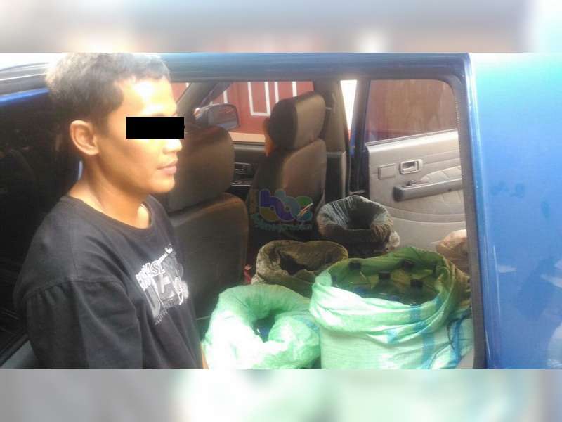 Polsek Cepu, Hadang Mobil Berisi Puluhan Botol Miras
