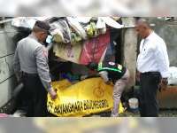 Mrs X Ditemukan Meninggal Dunia di Pinggir Pagar Rel KA, Dekat Stasiun Bojonegoro