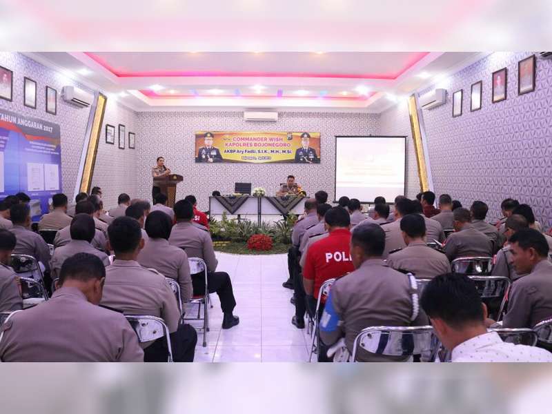 Kapolres Ingin Anggota Polres Bojonegoro Menjadi &ldquo;Tersenyum&rdquo;