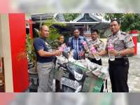 71 Botol Miras Jenis Arak Jawa Disita Polsek Jati Polres Blora