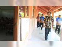 Bupati Blora Tinjau USBN Tingkat SD / MI Sederajat