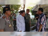 Gubernur Jatim: Jangan Takut Terorisme. Harus Dilawan!