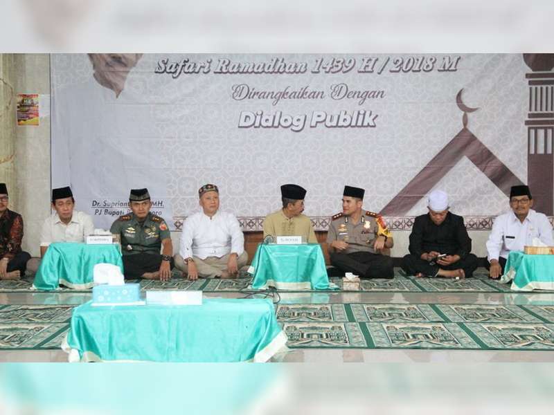 Pj Bupati Bersama Forpimda Bojonegoro, Laksanakan Safari Ramadan di Sukosewu