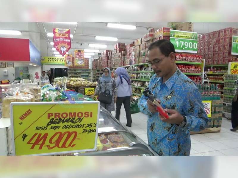 Di Bojonegoro Masih Ditemukan Makanan Kedaluwarsa Dijual di Pasar Tradisional dan Swalayan