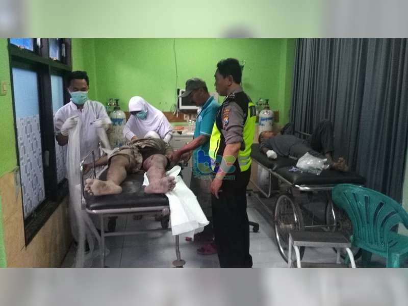 Vario Seruduk Revo di Balen Bojonegoro, Kedua Pengendara Masuk Rumah Sakit