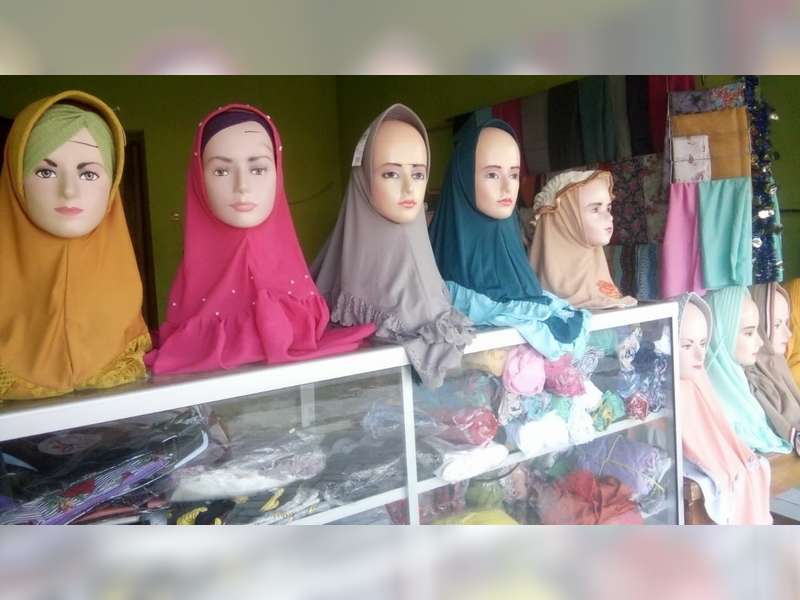 Bulan Ramadan, Omzet Penjualan Jilbab Meningkat
