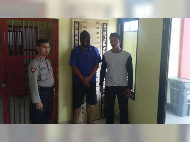 Pelaku Pencurian Toko Elektronik di Sumberrejo Bojonegoro Ditangkap Polisi