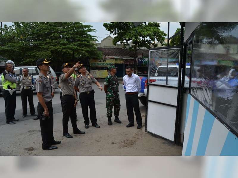Kapolres Blora Cek Persiapan Pos Pengamana Operasi Ketupat Candi 2018