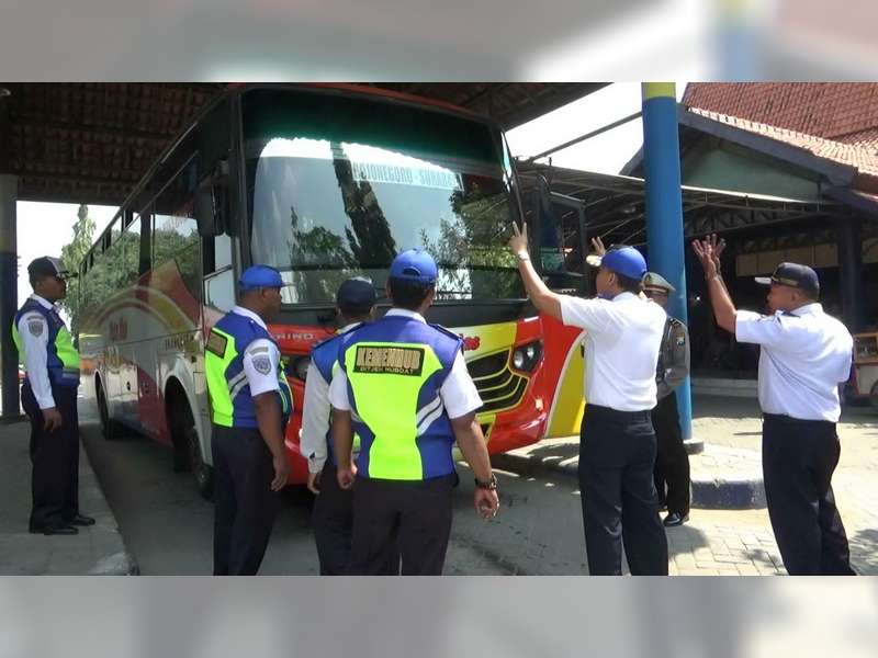 Jelang Arus Mudik Lebaran, Dishub Bojonegoro Cek Kelaikan Bus